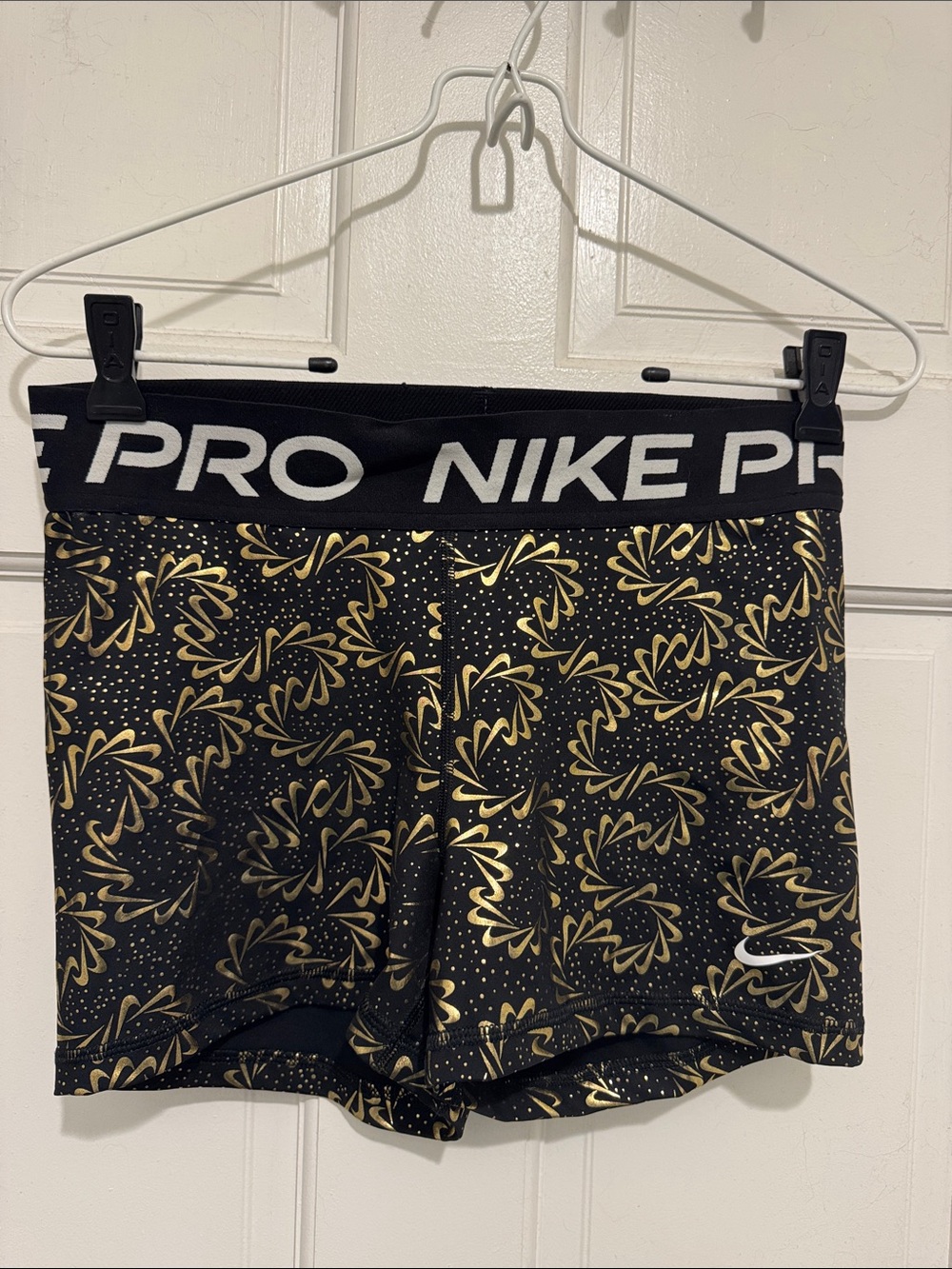 EUC Nike Pro Gold Swoosh Workout Shorts Size M